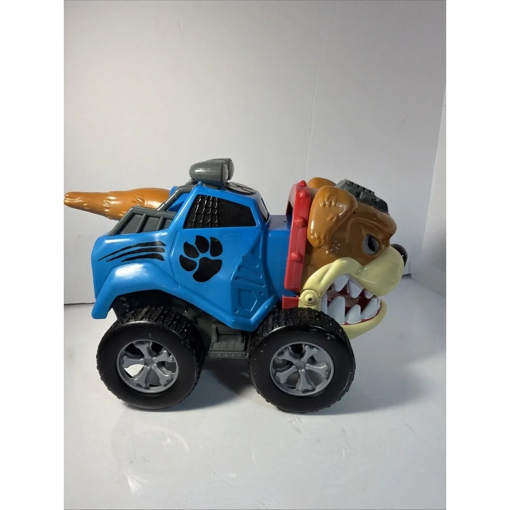 Adventure Force Chomp and Cruise Chomper Musical Bull Dog Truck 